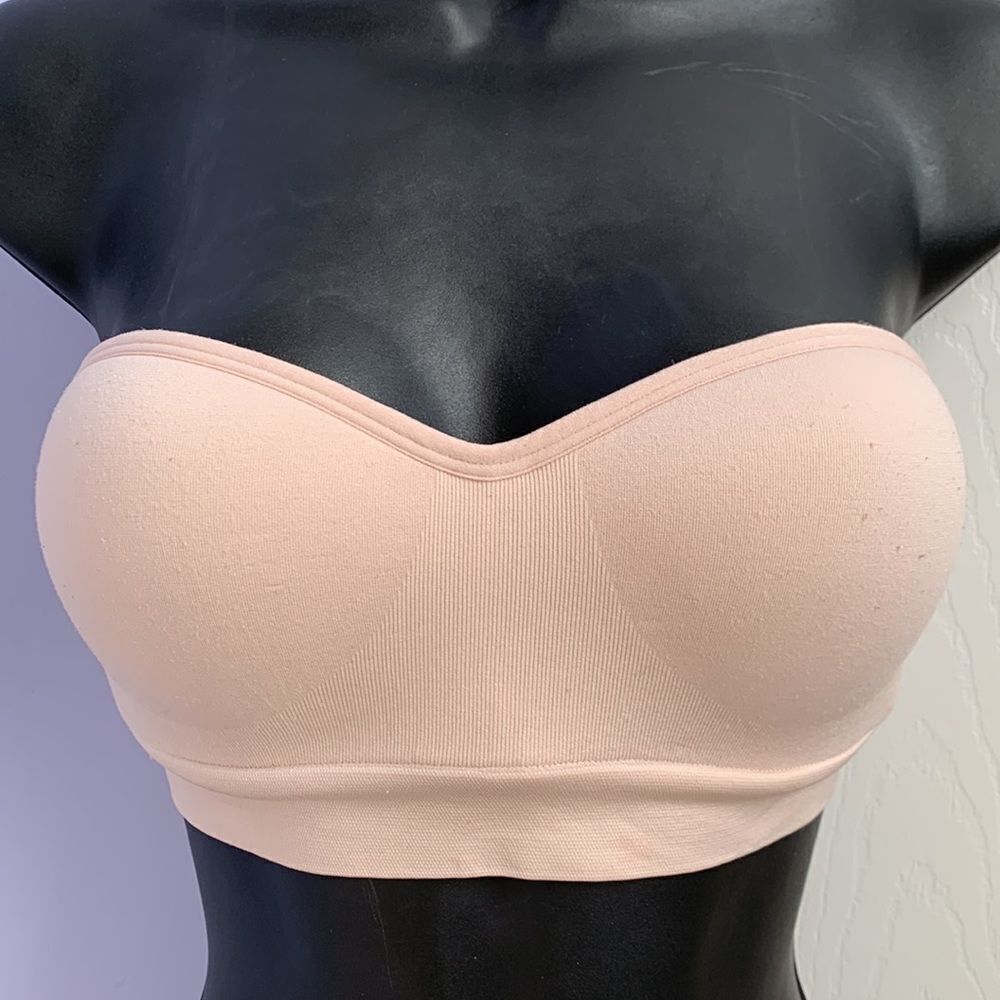 Auden Strapless Push Up Wireless Seamless Bandeau Bra - Picture 2 of 8